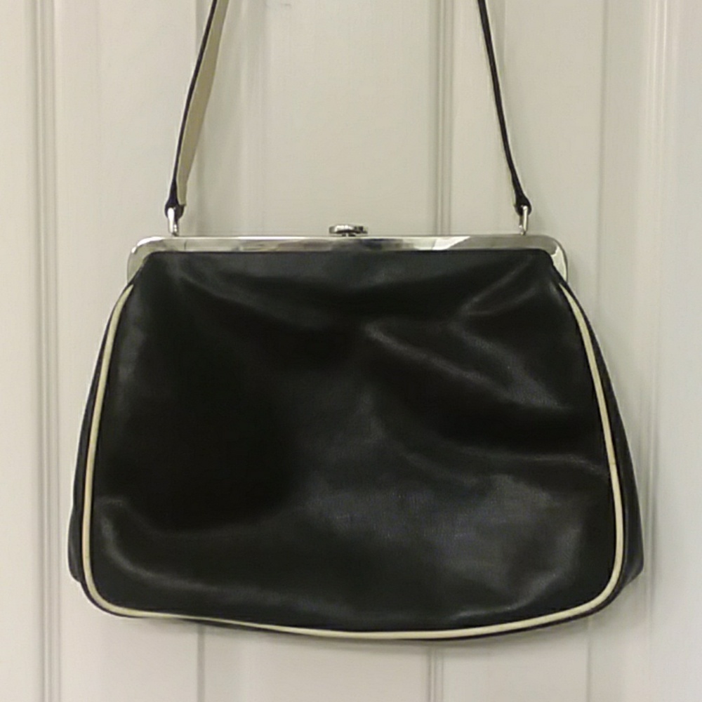Furla black leather  shoulder  bag